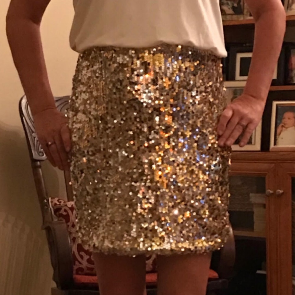 One shoulder dress silver and gold skirt - Picture 3 of 3